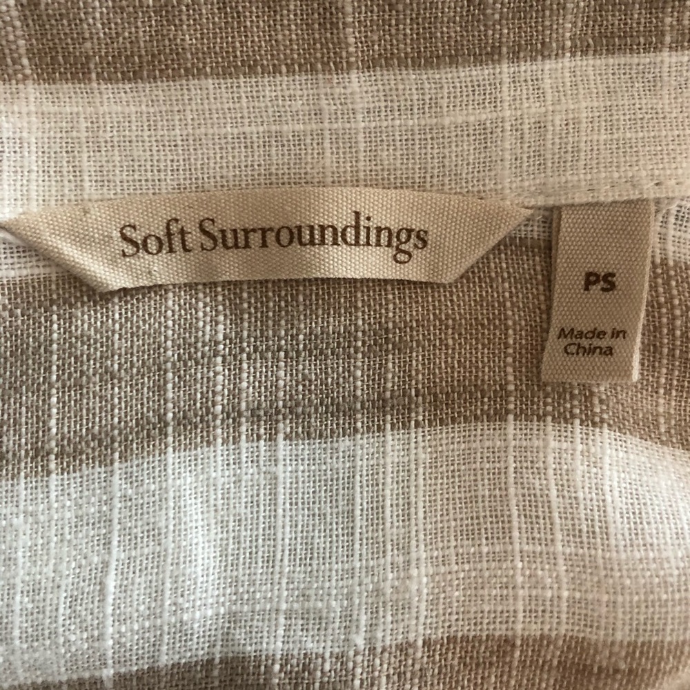 Soft Surroundings Linen Button Up Blouse. - image 7